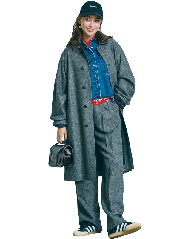 オーバーサイズコート×パンツセットアップ×デニムシャツ