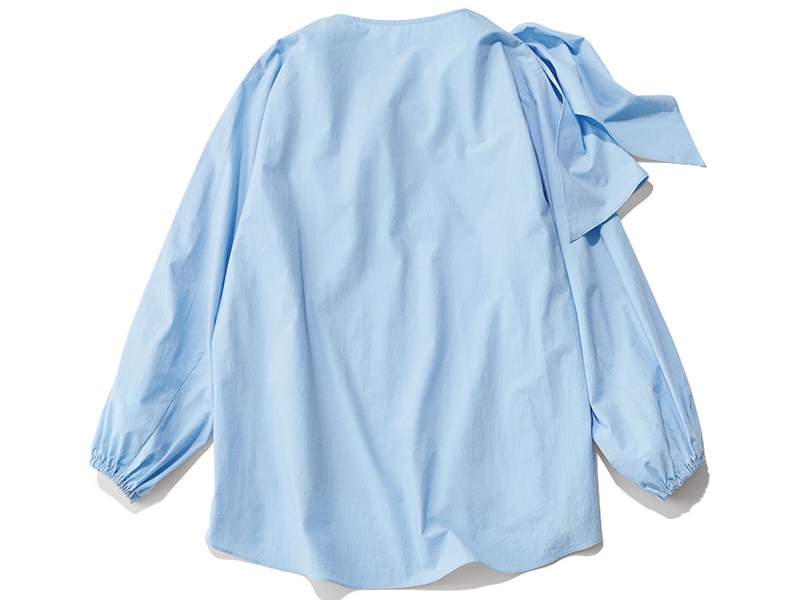 甘めトップスコーデ