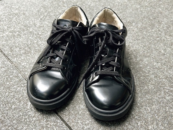 adidas Originalsのスタンスミス レザースニーカー