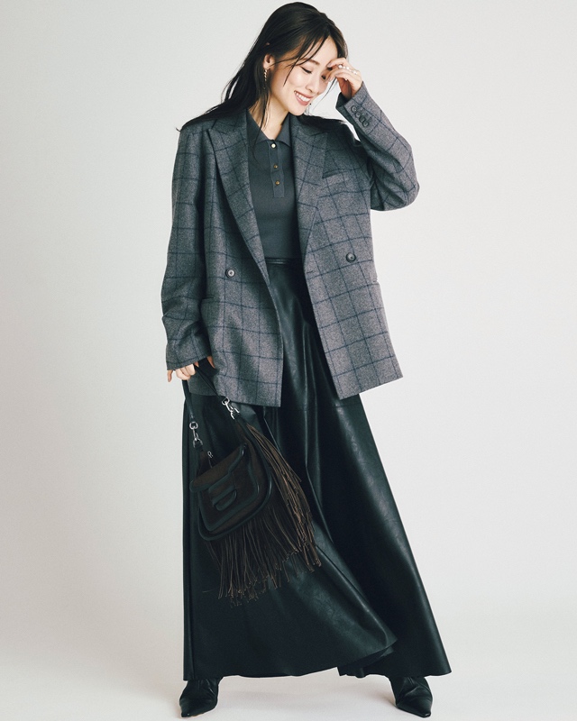 ブロックチェック柄グレージャケット×合皮スカート