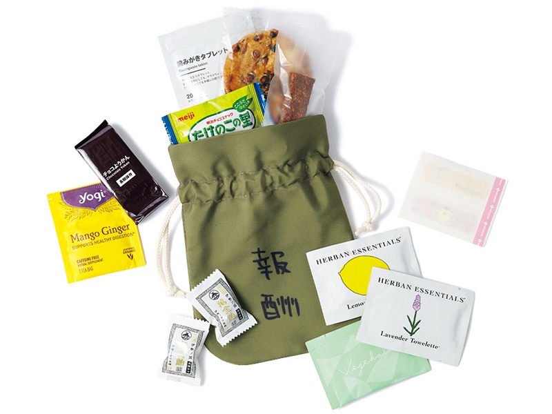 エディター 広田香奈さん　ポーチの中身