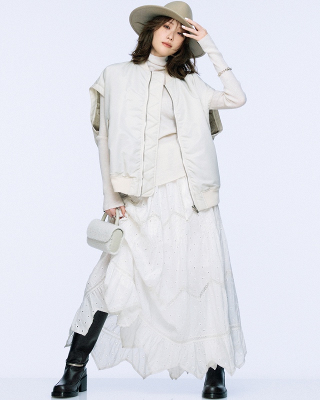 ベスト×リブニット×レーススカート