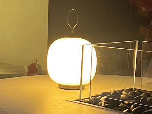 Louis Poulsenのポータブルランプ