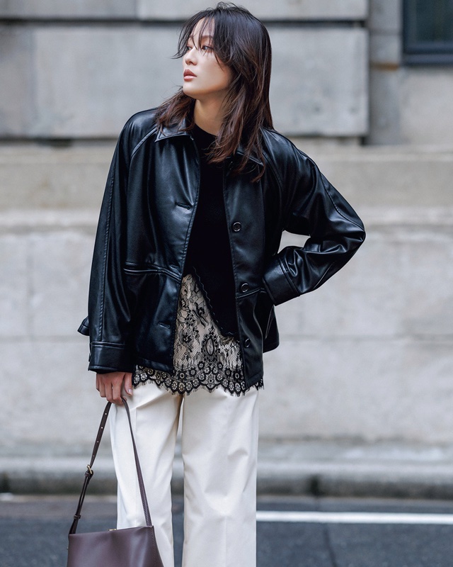 甘めトップスコーデ