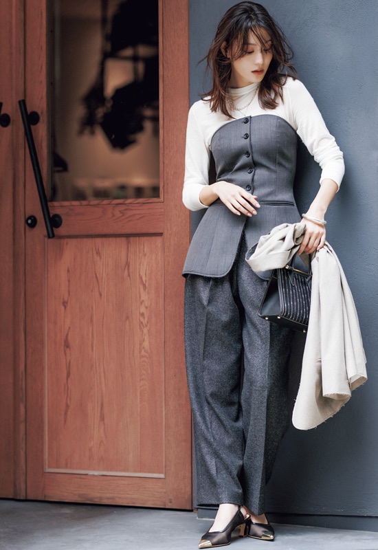 甘めトップスコーデ