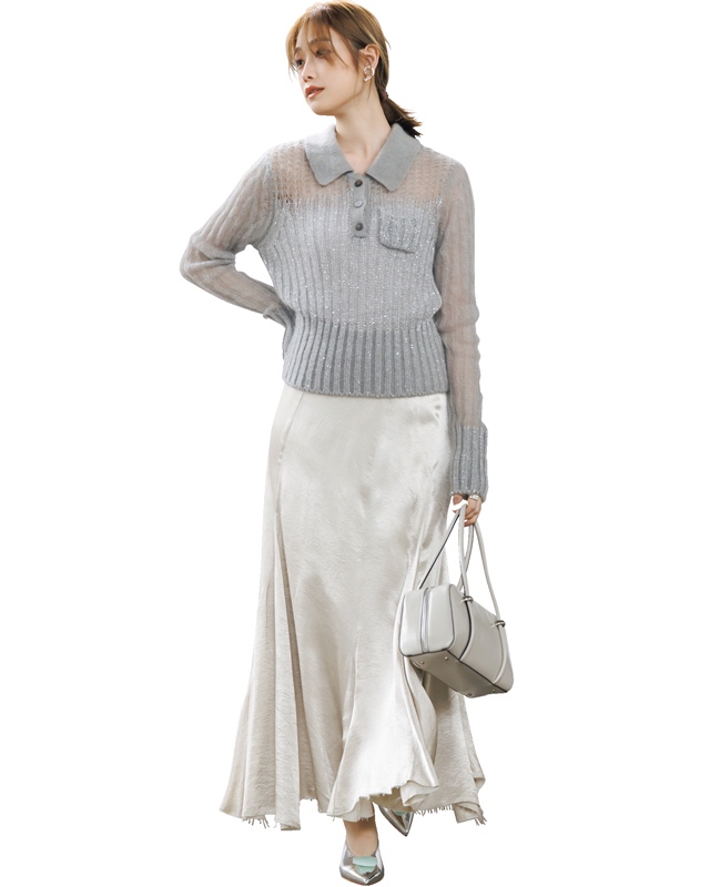 甘めトップスコーデ