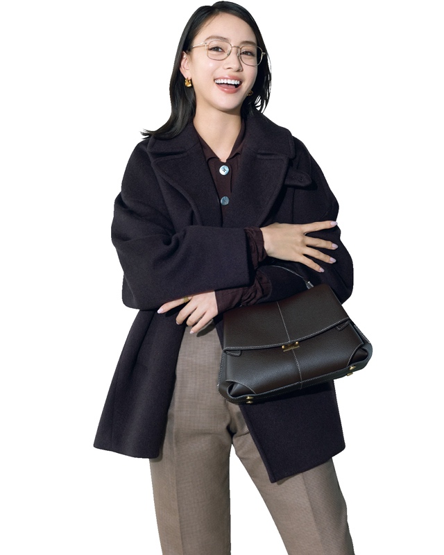 ジャコット×ブラウンニット×センタープレスパンツ