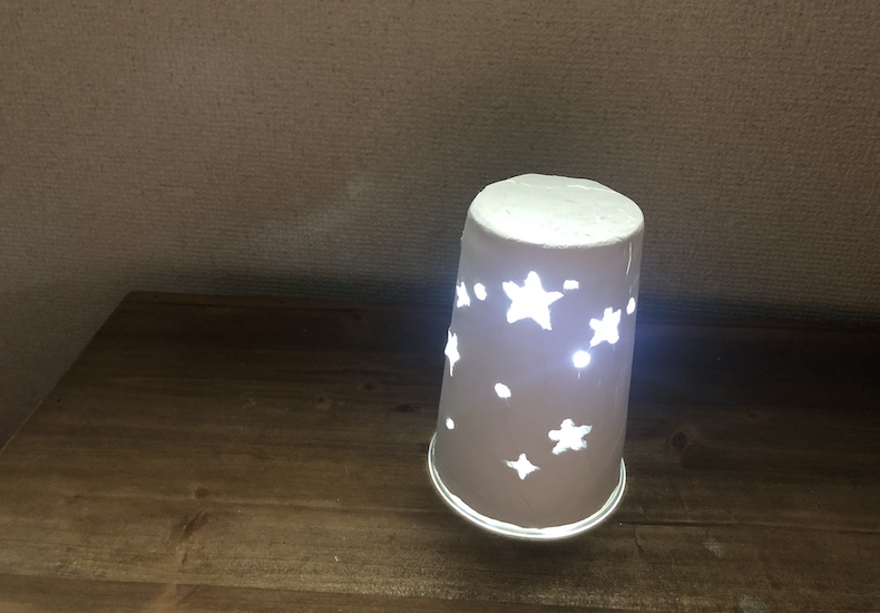 紙粘土 工作 親子 ランプ ライト      