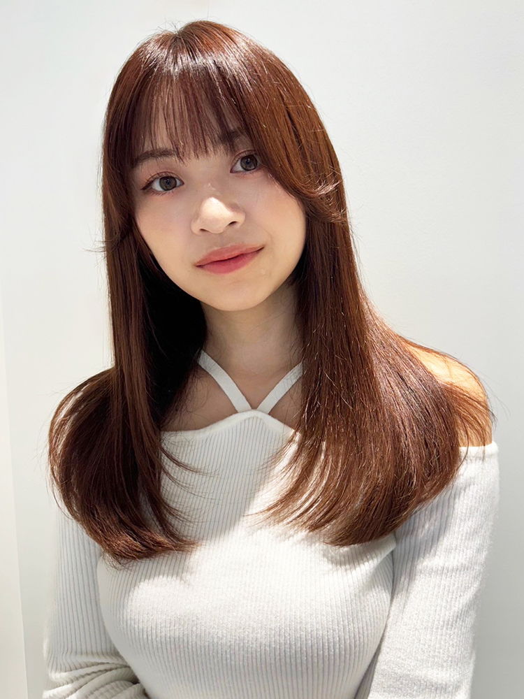 重さを残した王道ストレートロング