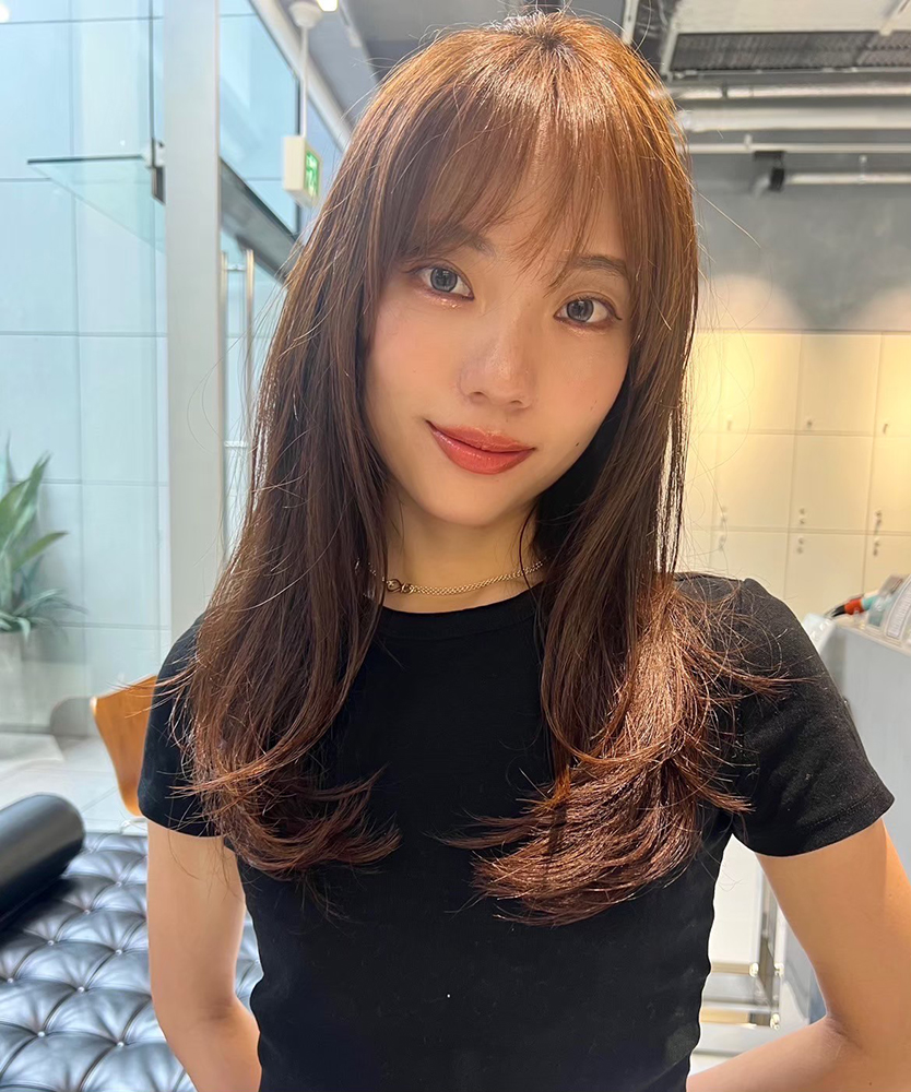 小顔・色っぽ見えのロングヘア