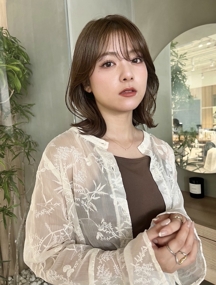 小顔見せが叶うくびれミディアム