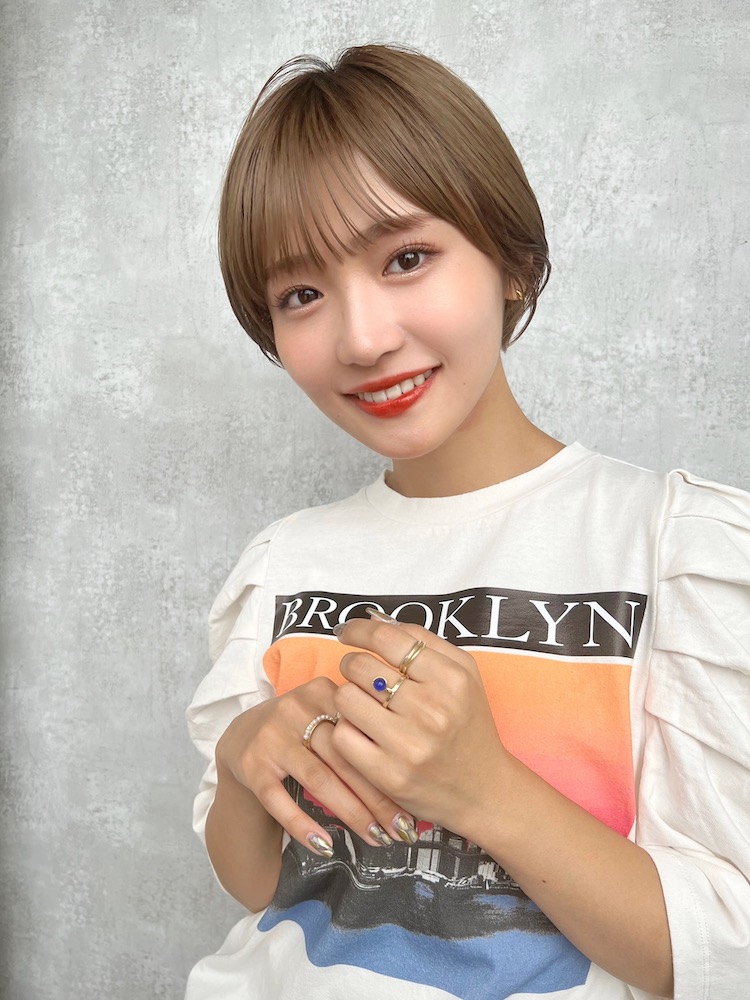 若見えが叶うシンプルストレートショート