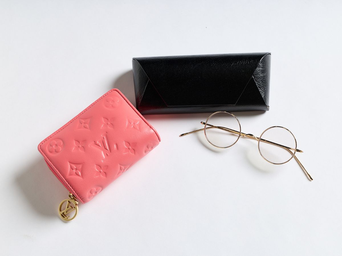 メガネとお財布