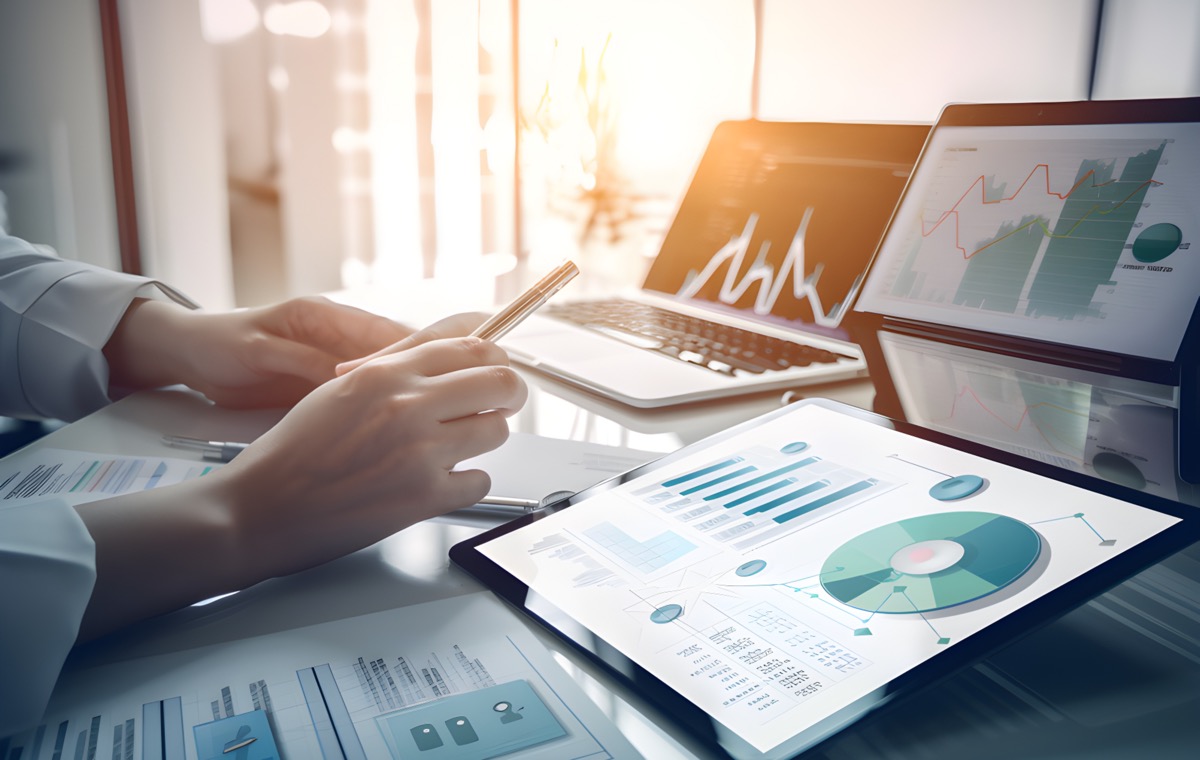 パソコンと資料