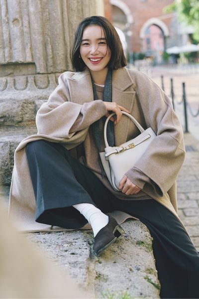 【1/11のコーデ】ベージュ×白×グレーで叶えるノーブルな大人配色スタイル