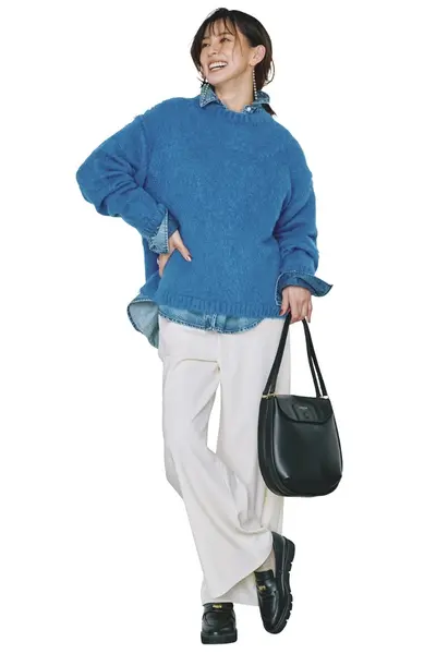 【1/28のコーデ】冬の映え色カジュアルを品よくまとめるには？