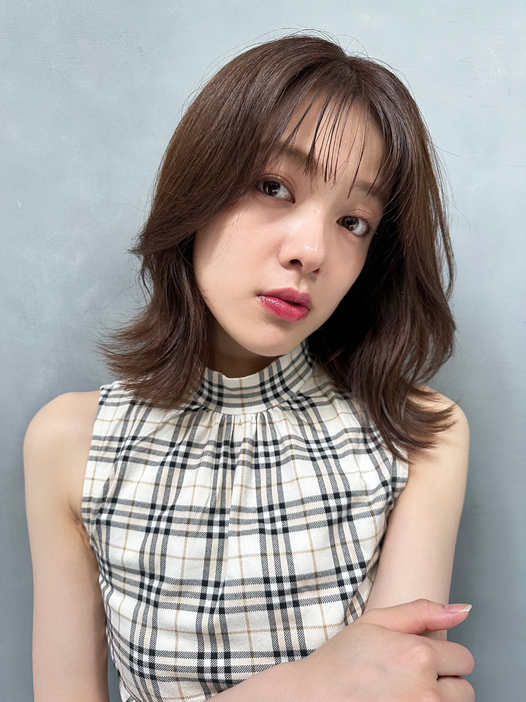 動きのある外ハネミディ