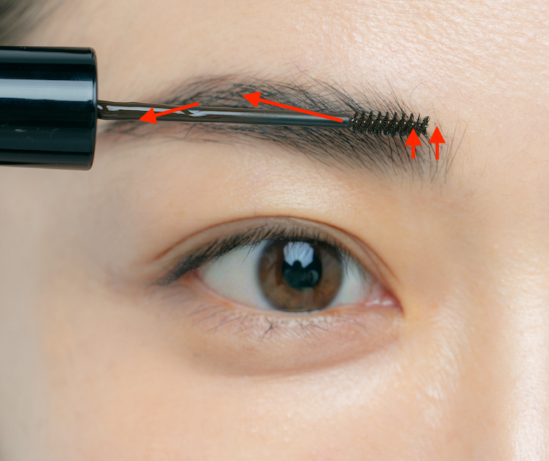 頑張りすぎないきちんと眉の描き方