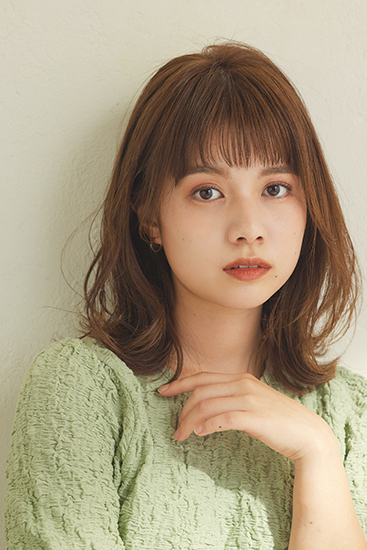 ナチュラルなゆる巻きミディ