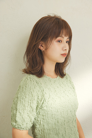 ナチュラルなゆる巻きミディ