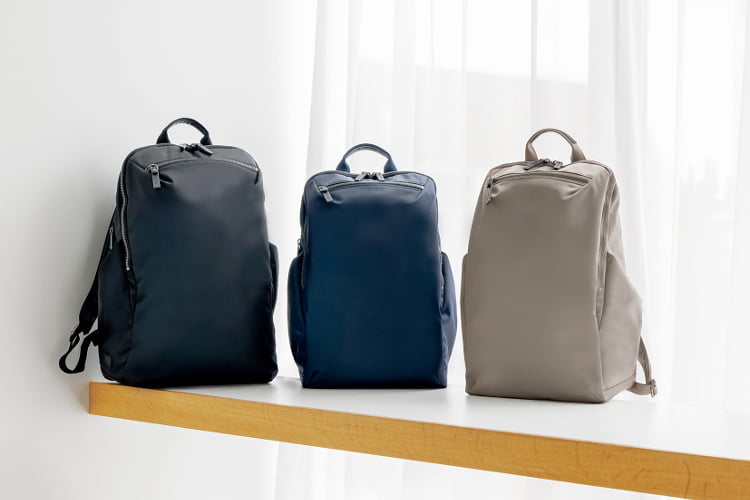 黒・ネイビー・ベージュの【ace.】ルフィラの写真