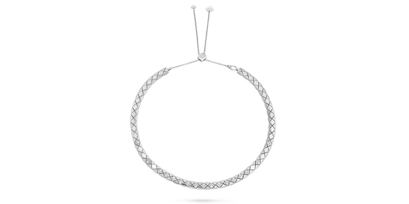 ショートネックレス
ホワイトゴールド