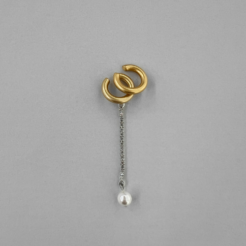 Pearl and Crystal Unbalanced Earcuff