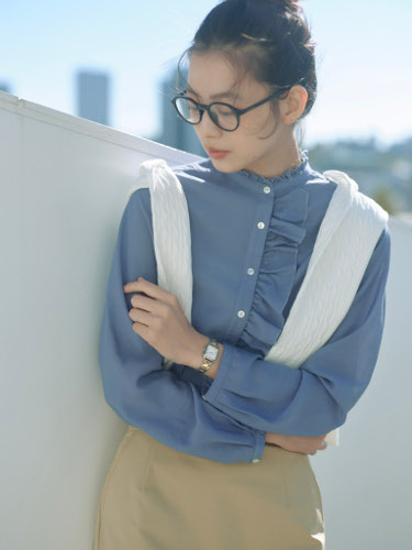 レーヨン混ローンフリルブラウス
着用画像