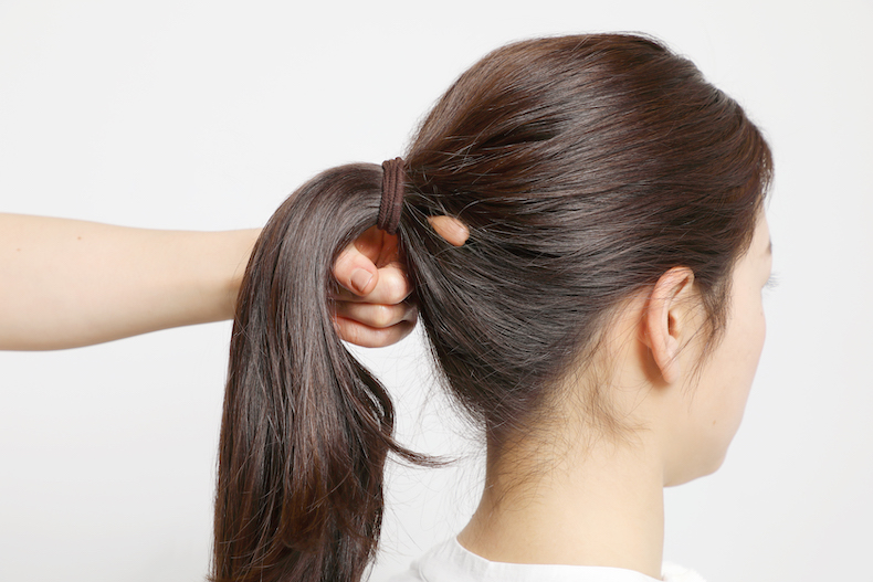 着物を着たときにも使える【夜会巻き風お団子】