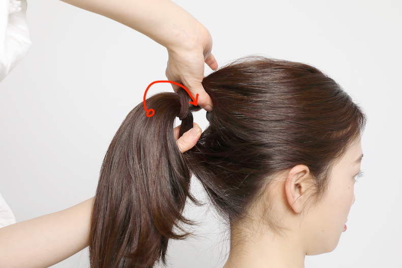 着物を着たときにも使える【夜会巻き風お団子】