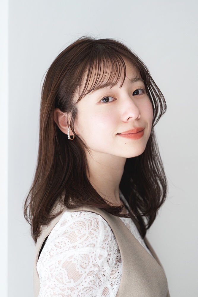 印象的なふんわりミディ