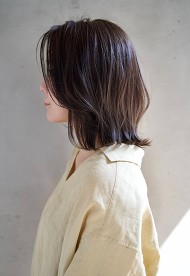 フレッシュな垢抜け感！ くびれをつけたメリハリボブ