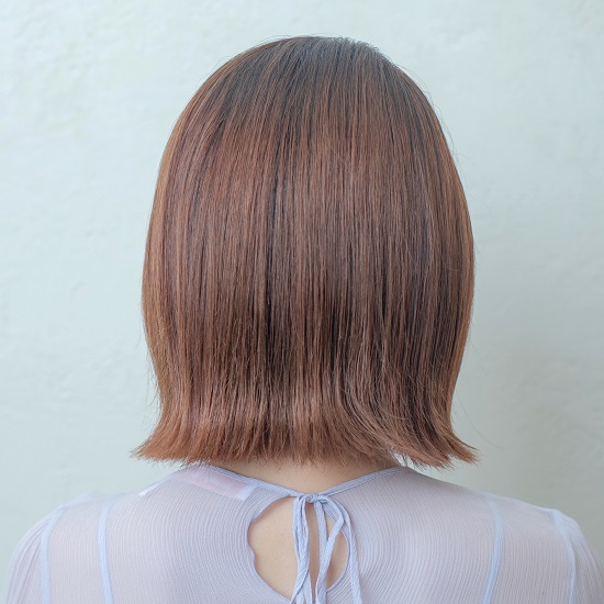 かき上げ風の大人タイトボブ