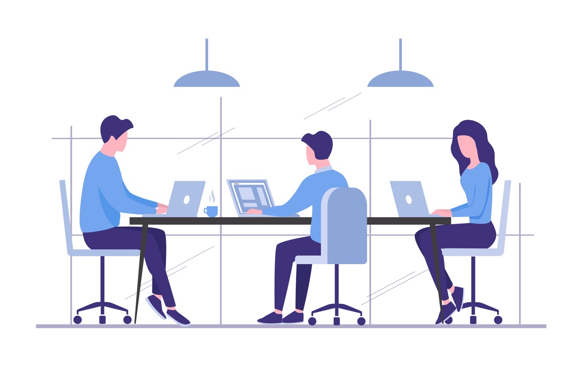 パソコン作業する人