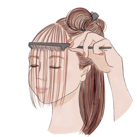 カットで失敗したときの対処法：前髪だけならセルフカットに挑戦してみる