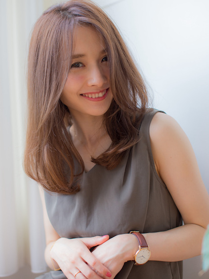 ナチュラルなエアリーロング