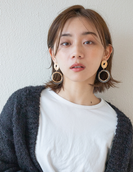 【外ハネ】センターパートの色っぽボブ