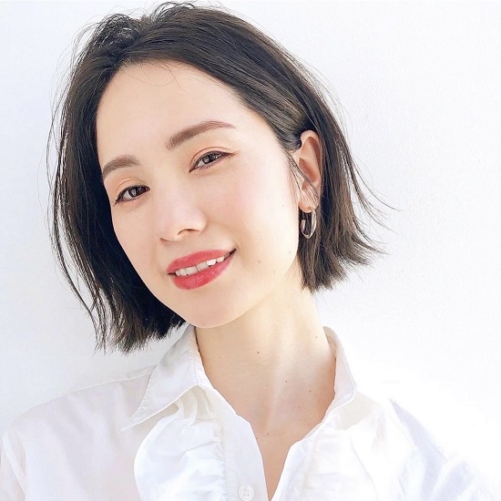 【前髪なし】ストレートアイロンで程よく外ハネに