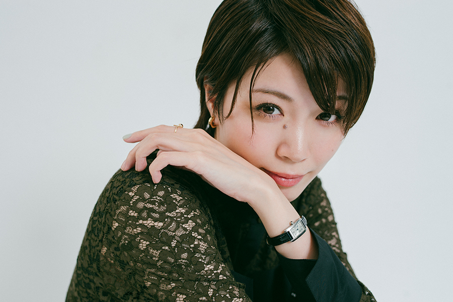 元タカラジェンヌ綾さん正面