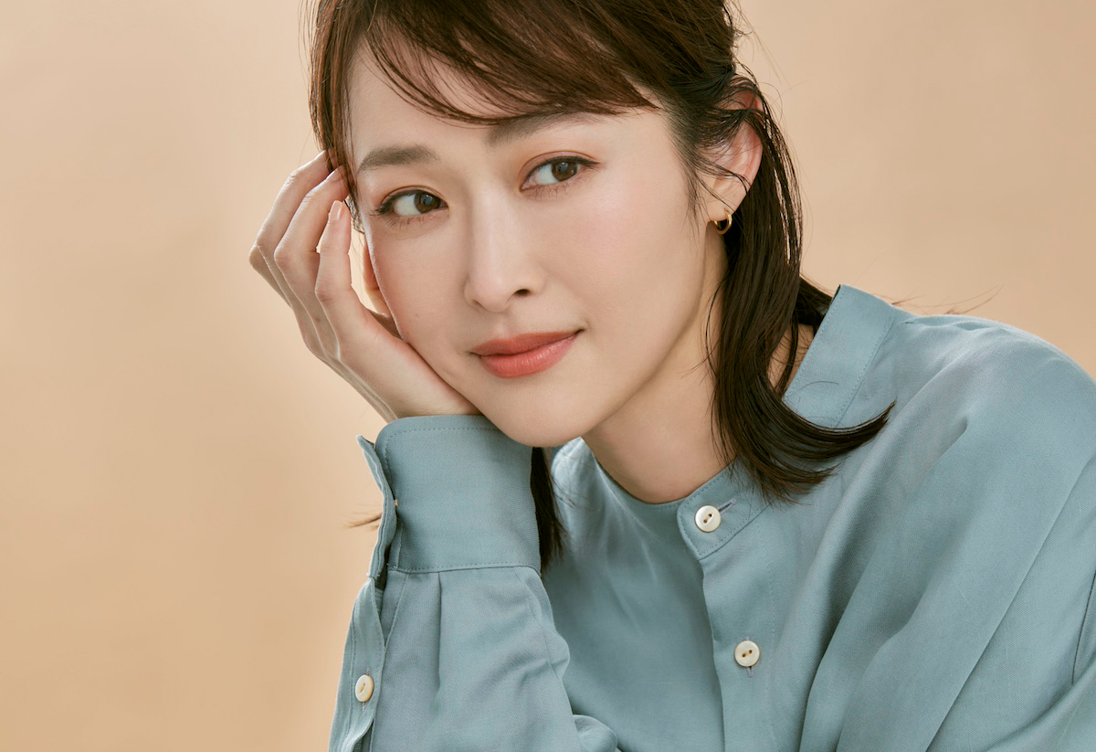 きちんと感をキープした濃くならないアイライン術