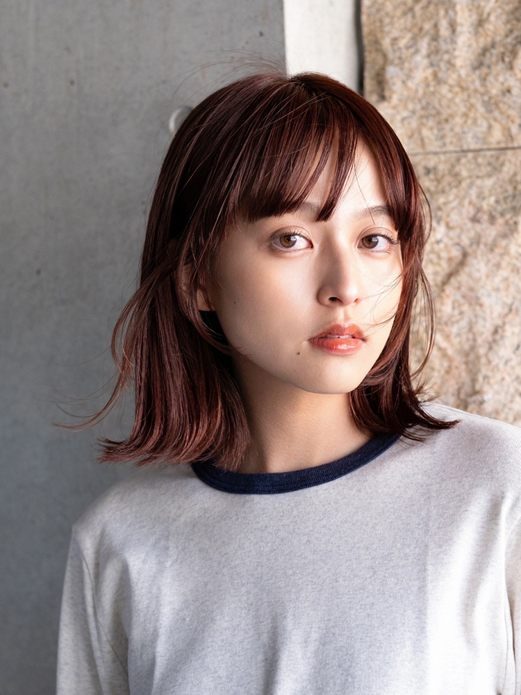 レイヤーが映える長めボブ