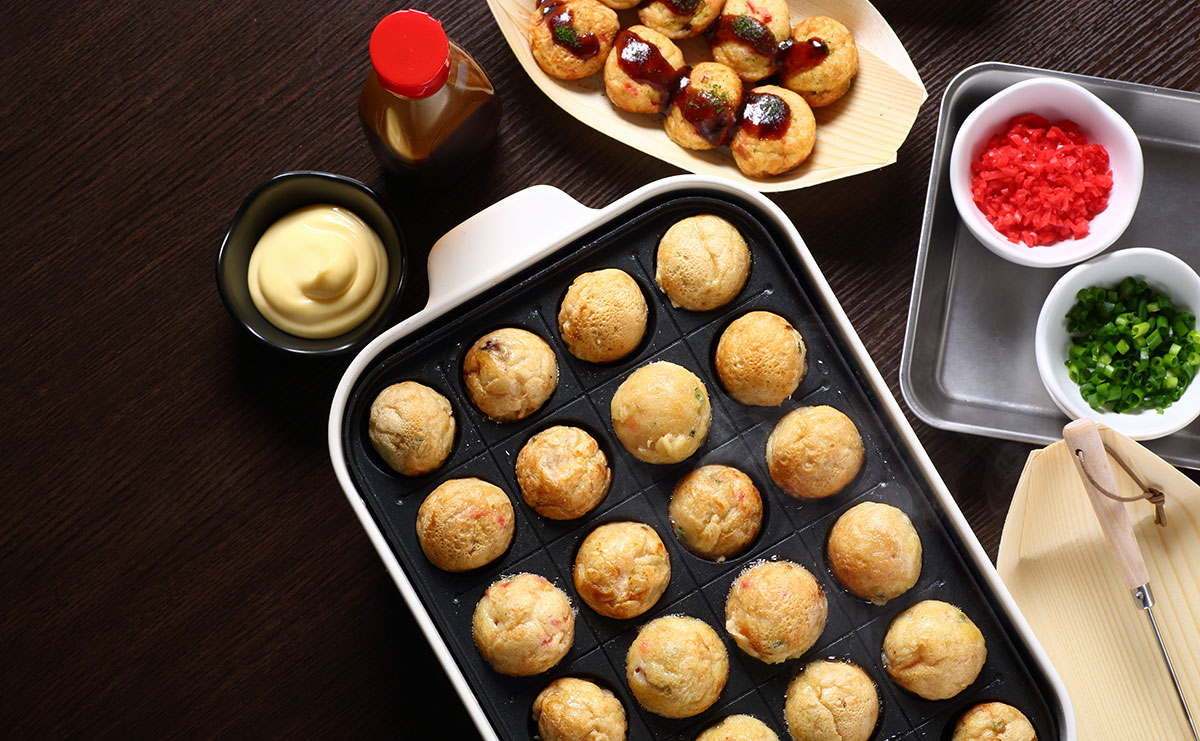 たこ焼き器と具材