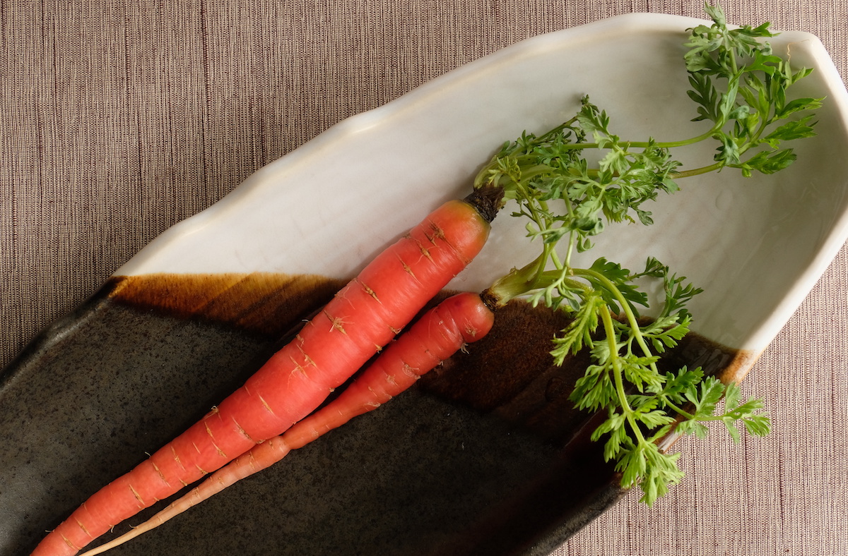 赤い色が特徴の金時にんじん（京人参）