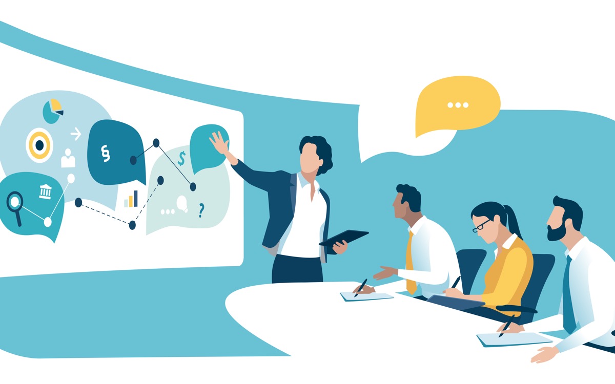 プレゼンする男性