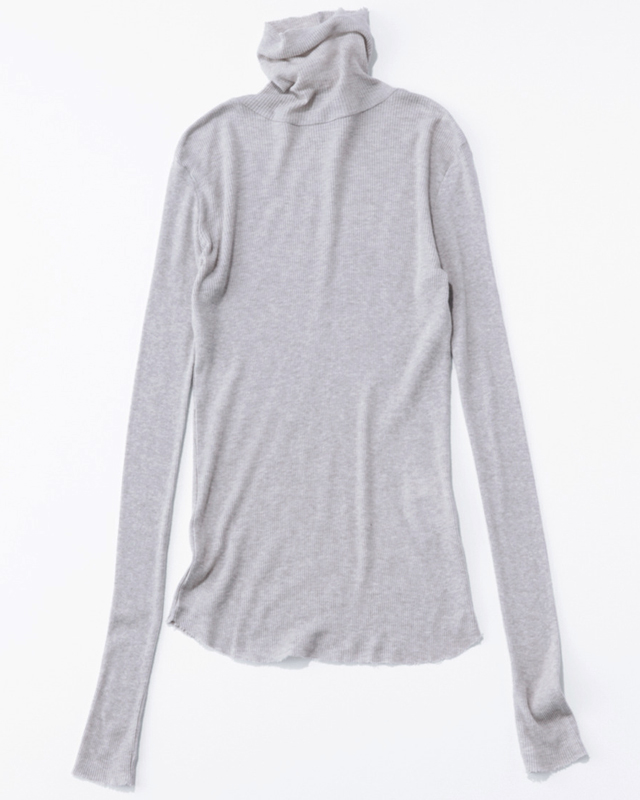 カットソー￥11,000（ソージュ オンラインストア〈ソージュ〉）