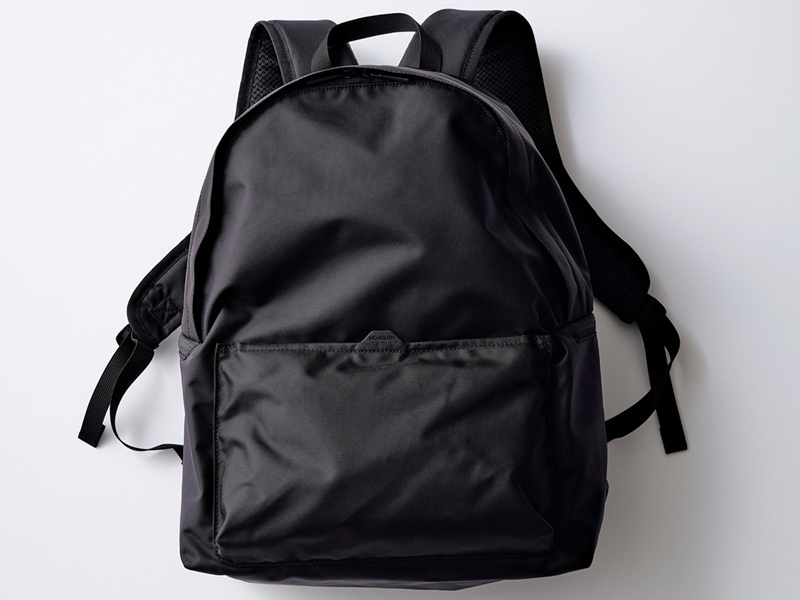 黒リュック