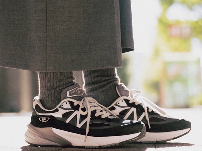 スニーカー×ソックス・タイツコーデ