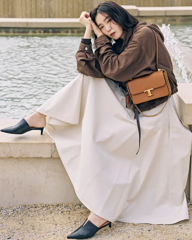 ブラウンジャケット×ボリュームスカート