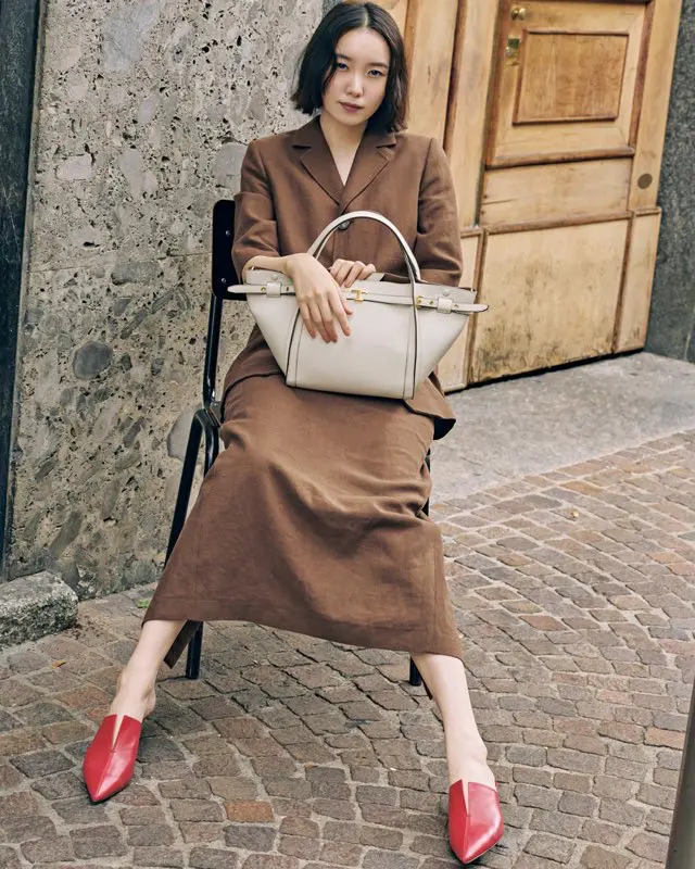 ブラウンジャケット×スカートセットアップ