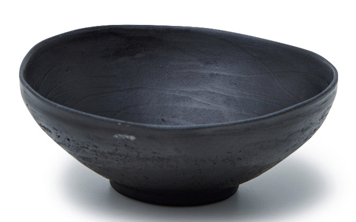 瓦器碗［熊谷幸治 ／直径14×高さ5.5cm］￥5,500（AELU）